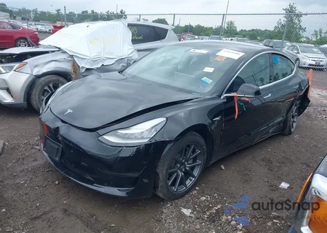 2020 Tesla Model 3 Standard Range Plus Rear-Wheel Drive/Standard Range Rear-Wheel Drive из США, поврежденный, VIN 5YJ3E1EA2LF736479